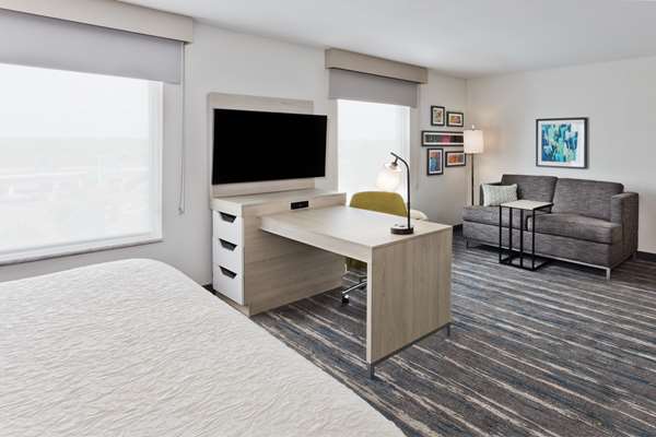  - Hampton Inn & Suites Phenix City