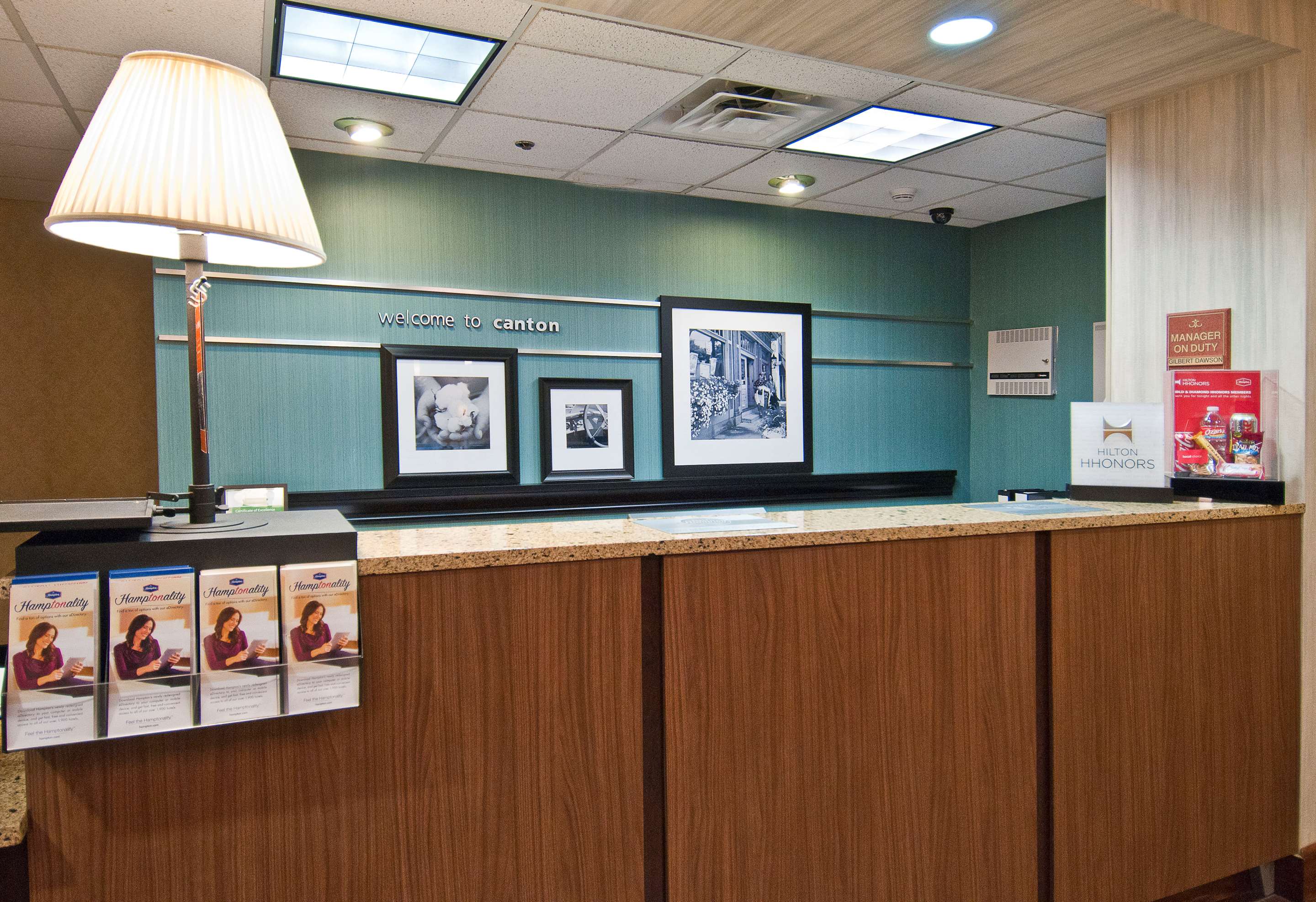 Reception | Hampton Inn Canton