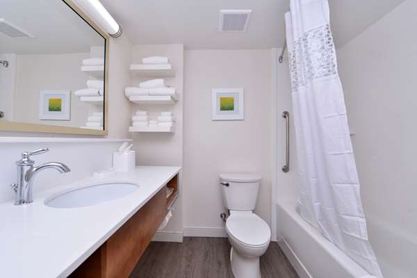  - Hampton Inn Cartersville