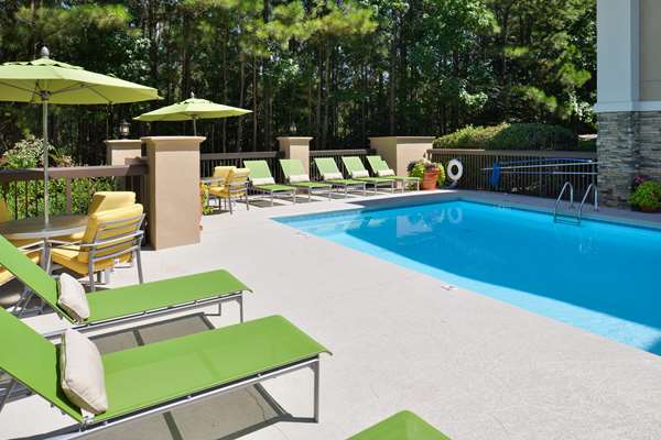 Pool - Hampton Inn Cartersville