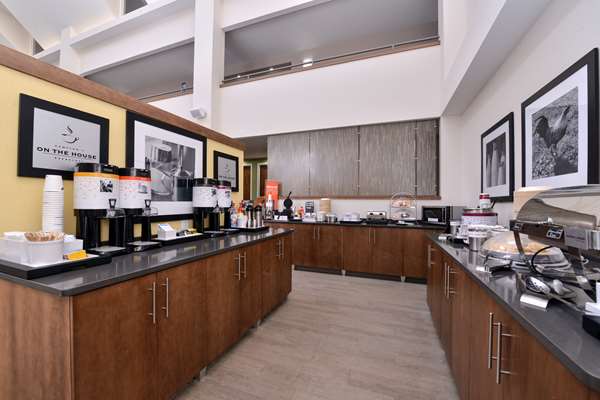 Amenities - Hampton Inn Cartersville