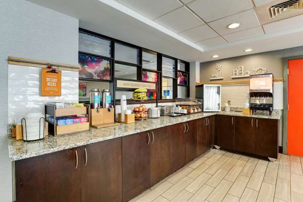 Amenities - Hampton Inn Cumming