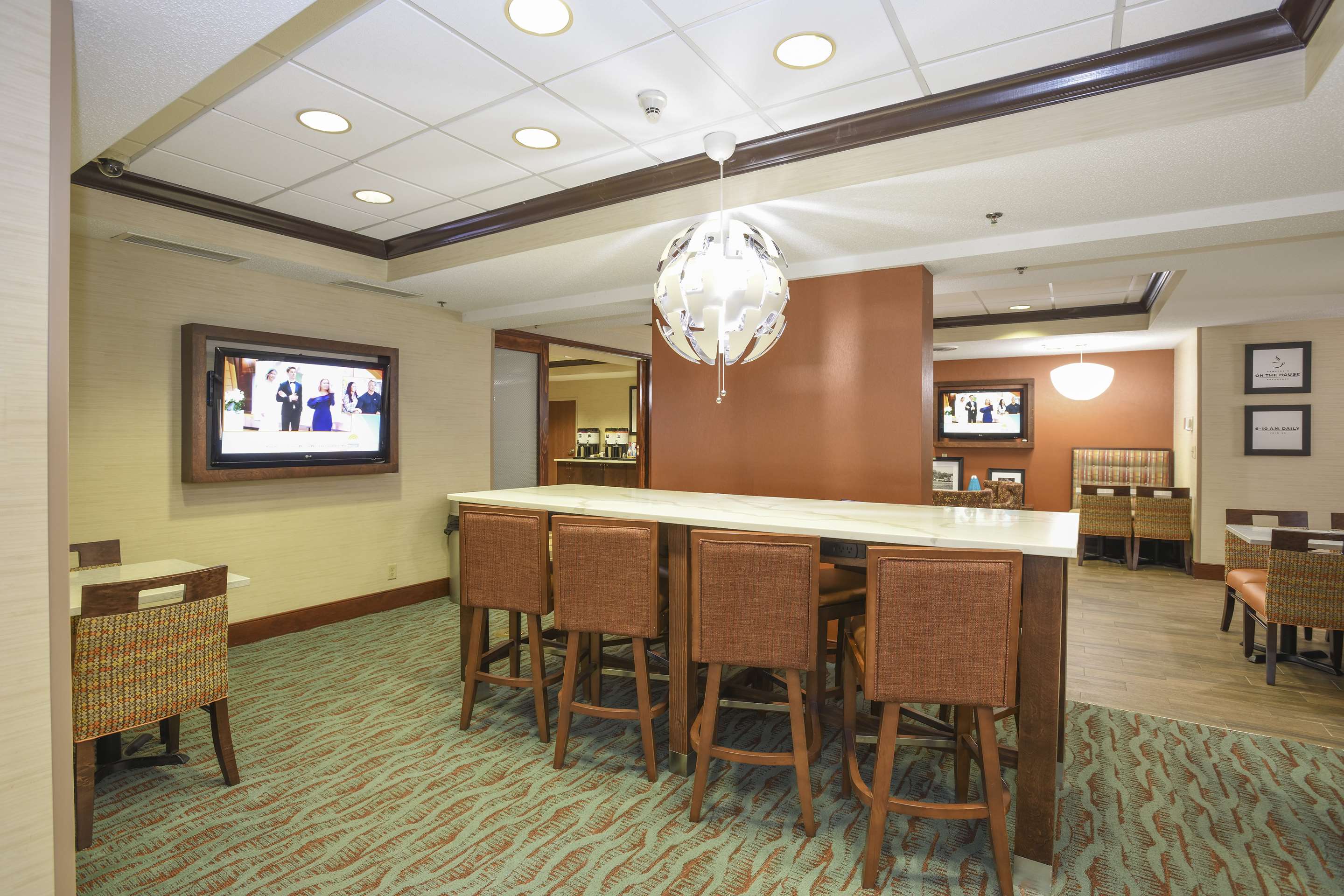 Restaurant | Hampton Inn Cincinnati-Eastgate