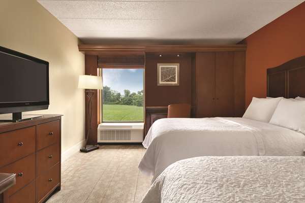  - Hampton Inn Mason - I-71, Exit 25