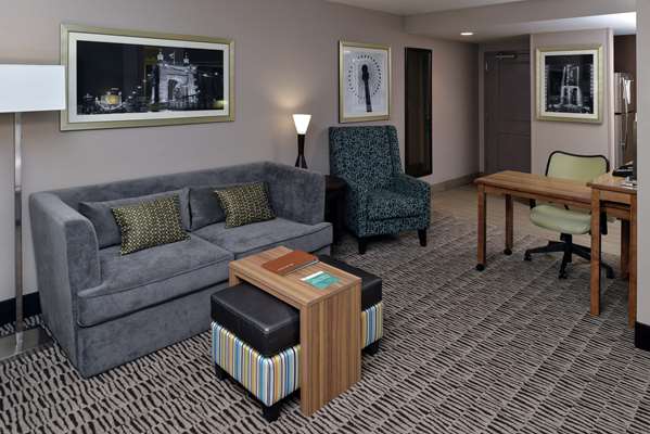  - Homewood Suites by Hilton Mason - I-71, Exit 19