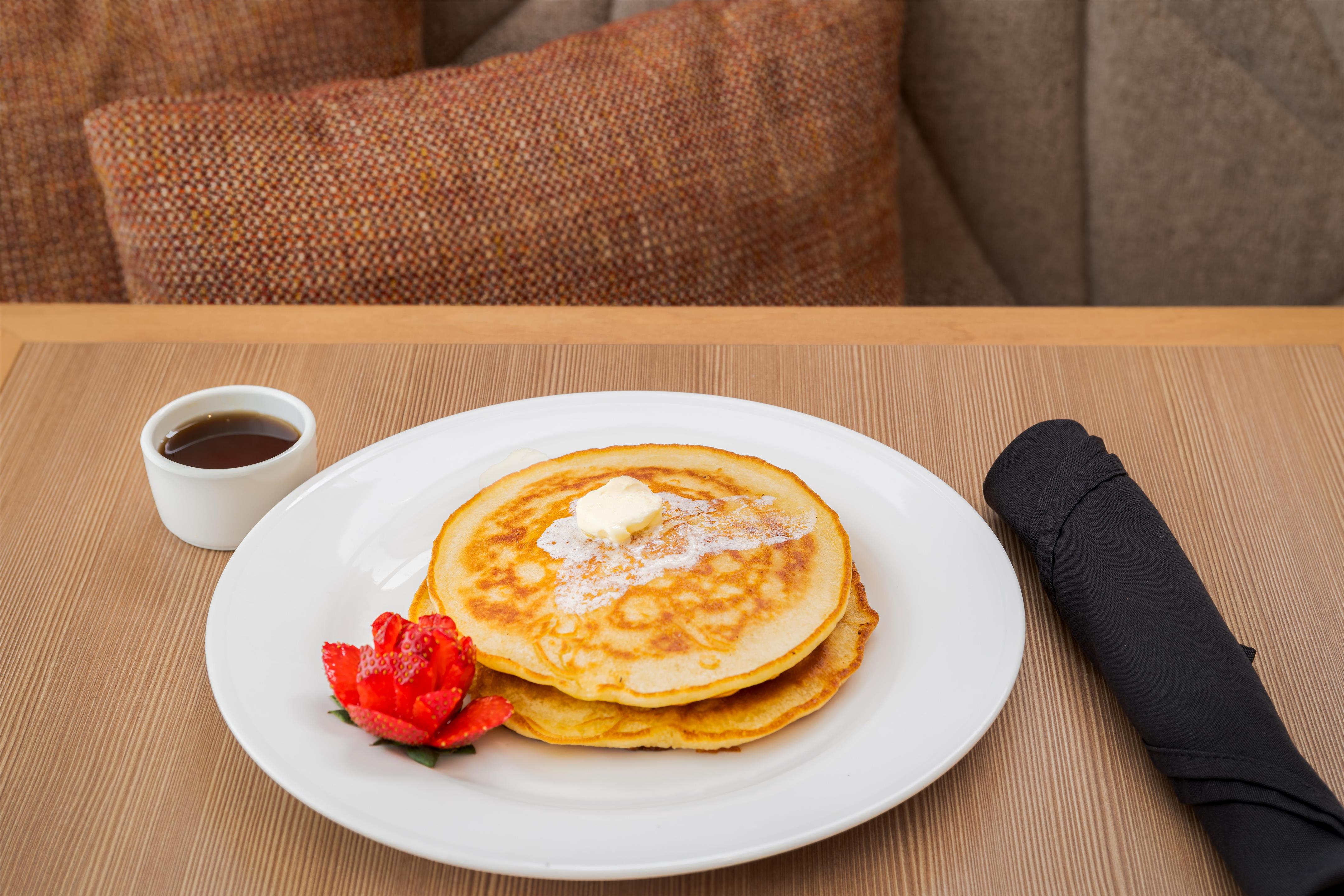 Restaurant | Hilton Garden Inn Cincinnati/West Chester