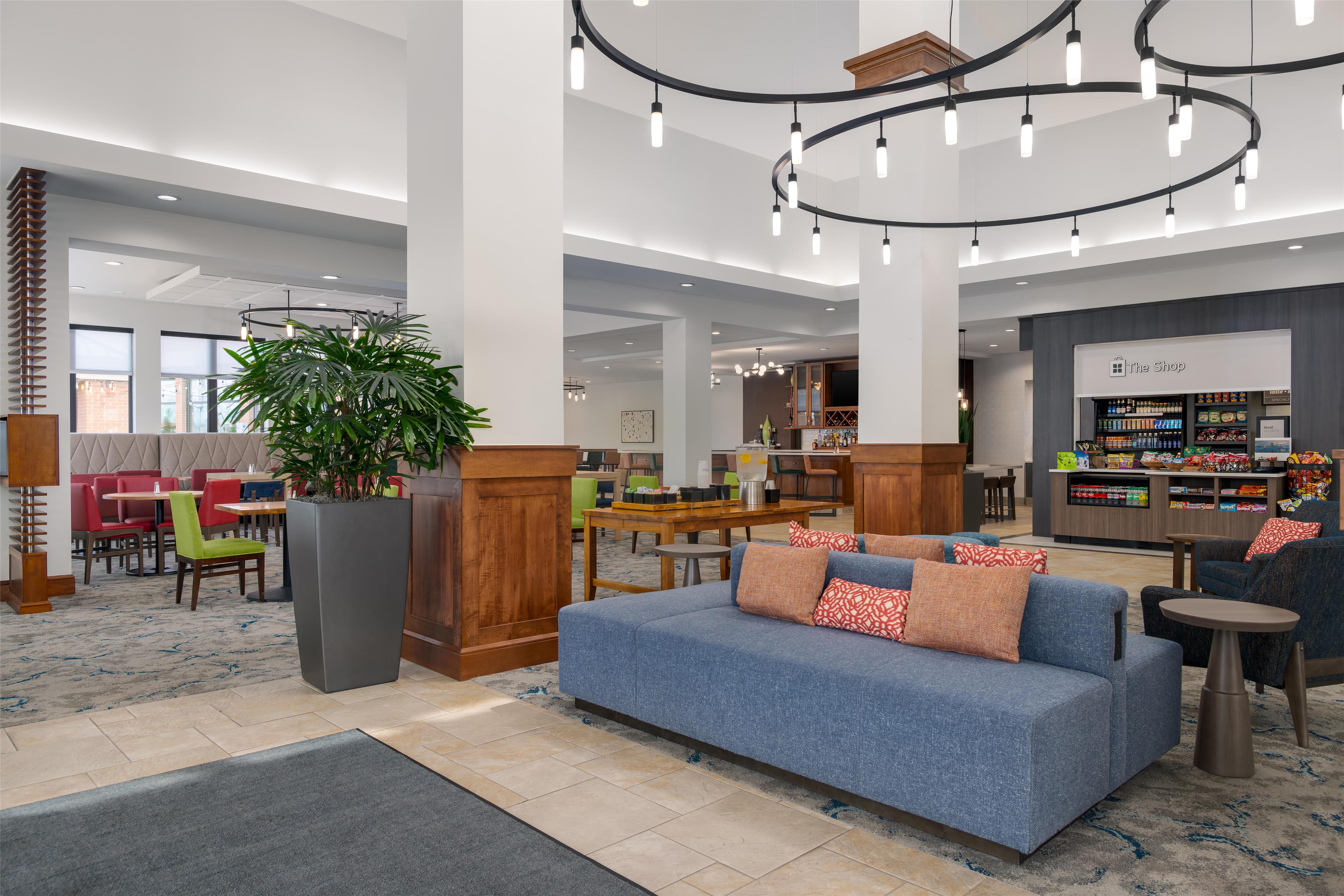 Lobby | Hilton Garden Inn Cincinnati/West Chester