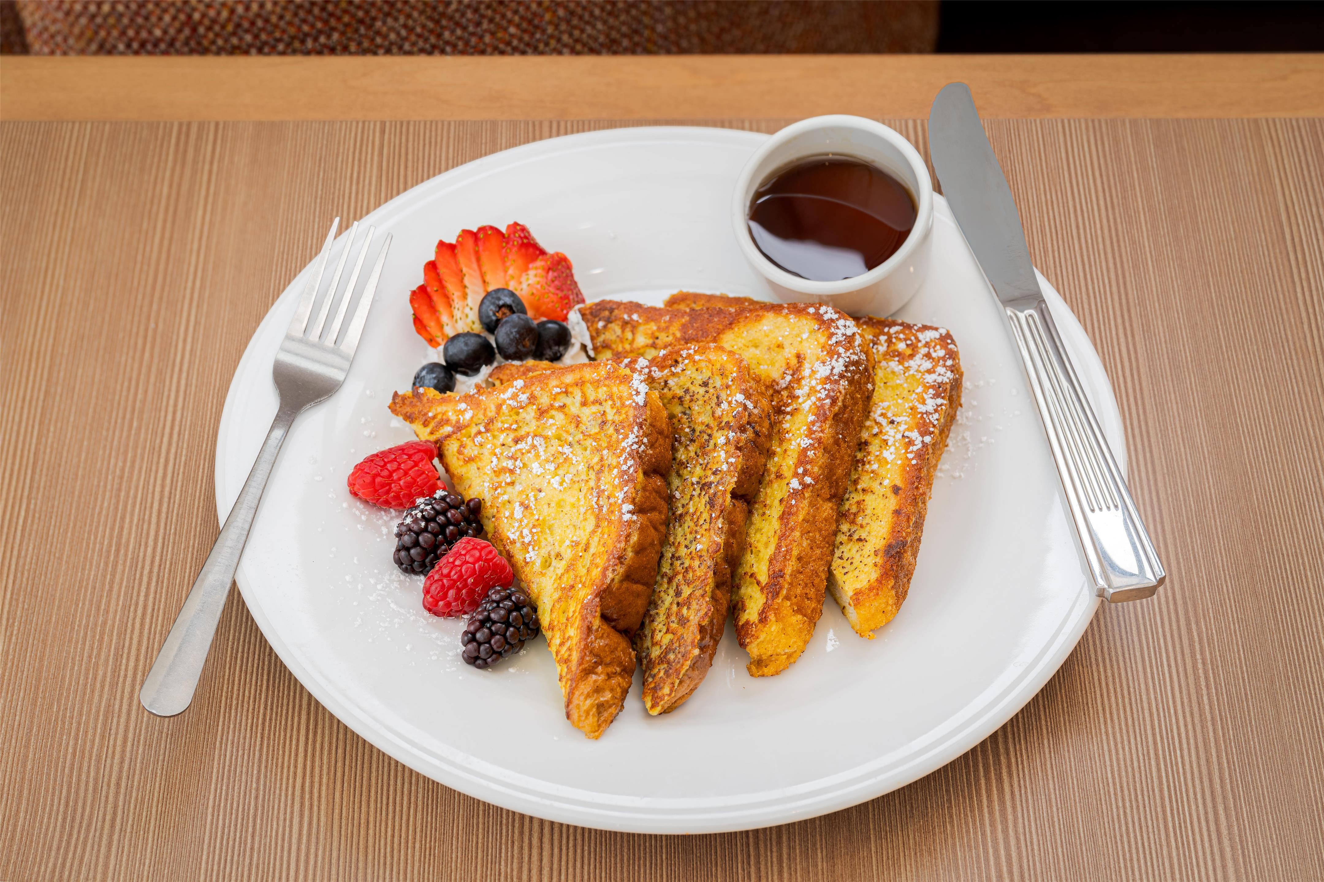 Restaurant | Hilton Garden Inn Cincinnati/West Chester