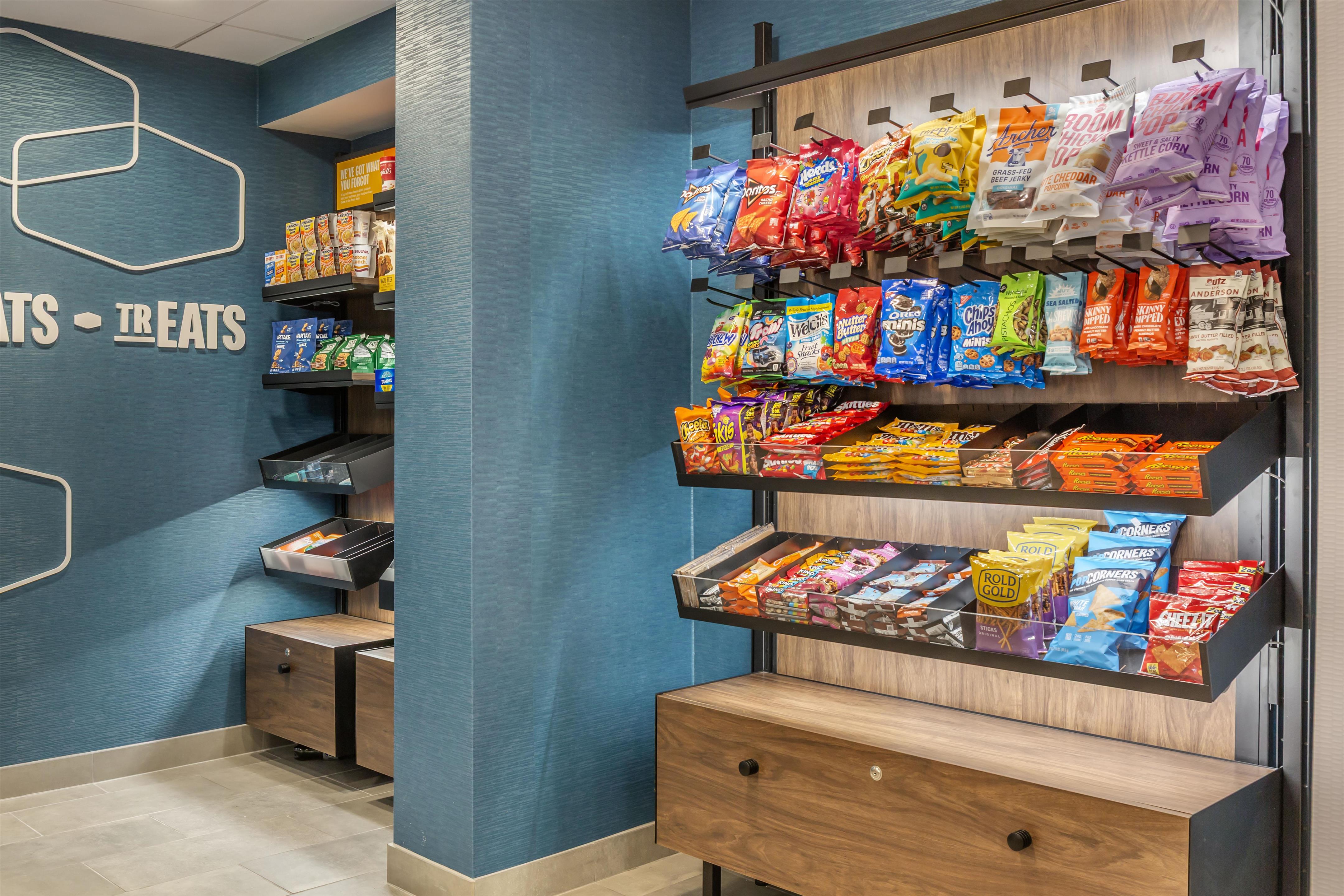 Restaurant | Hampton Inn & Suites Cincinnati/Uptown-University Area