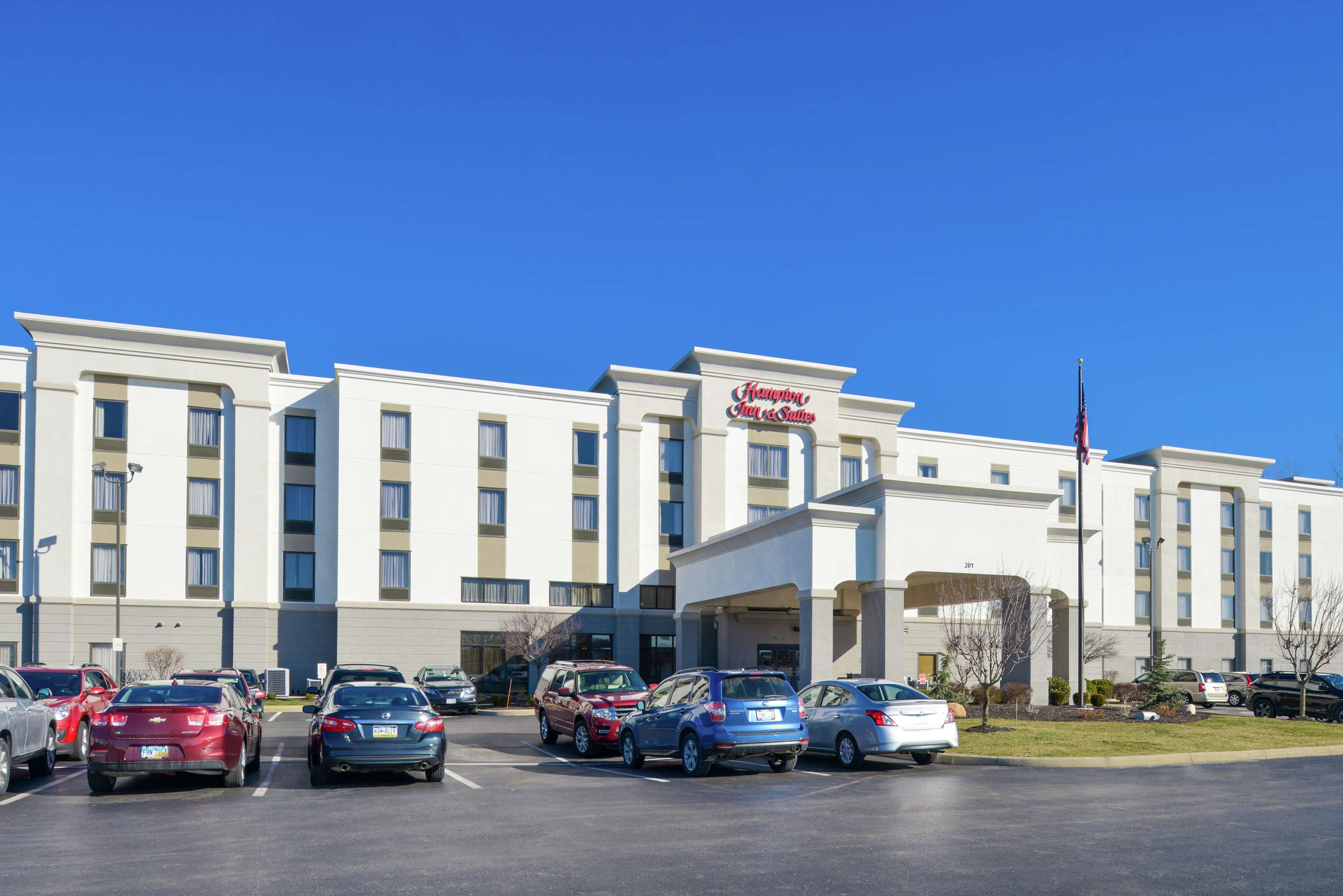 Exterior | Hampton Inn & Suites Wilmington