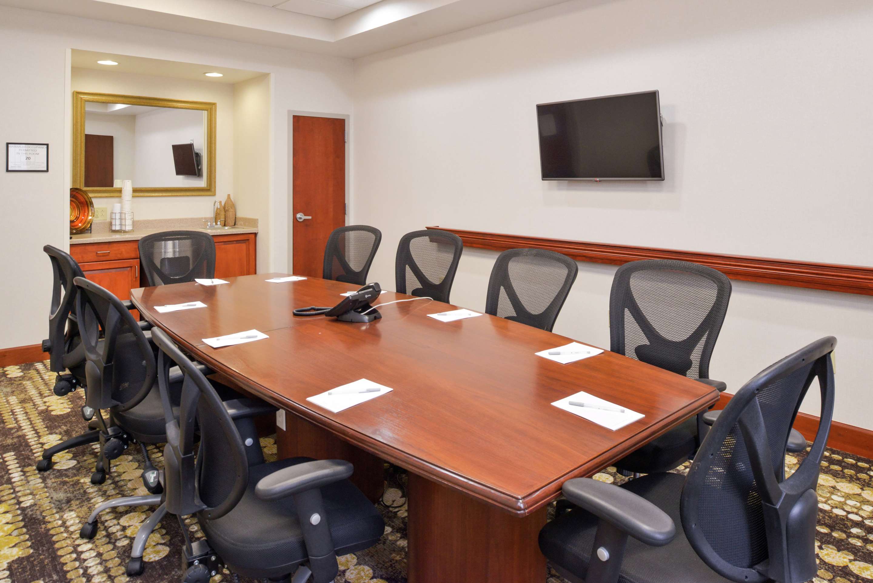 Meeting Room | Hampton Inn & Suites Wilmington