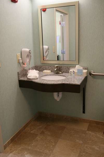  - Hampton Inn & Suites Wilder - I-275, Exit 77