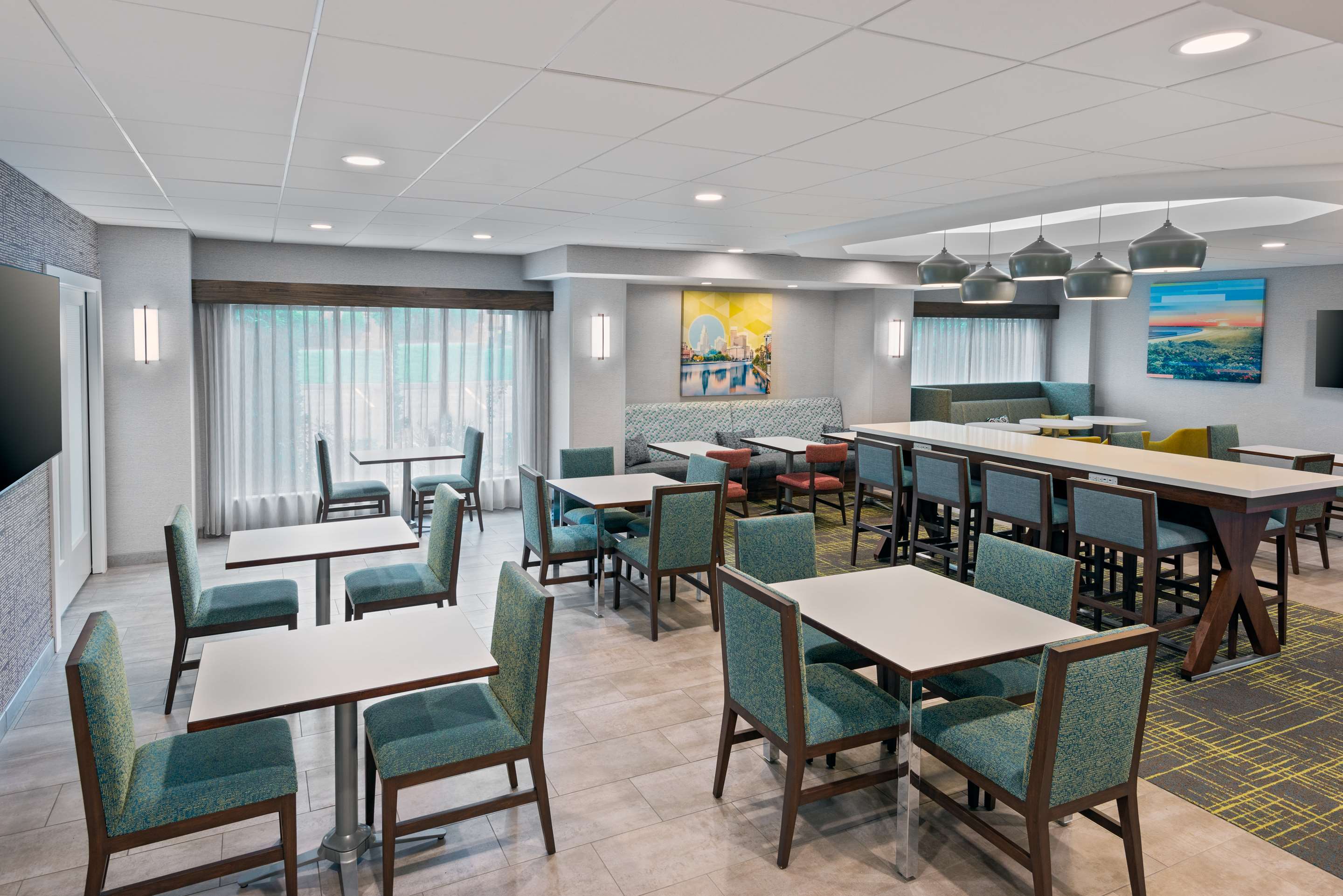 Lobby | Hampton Inn Coventry - Warwick Area
