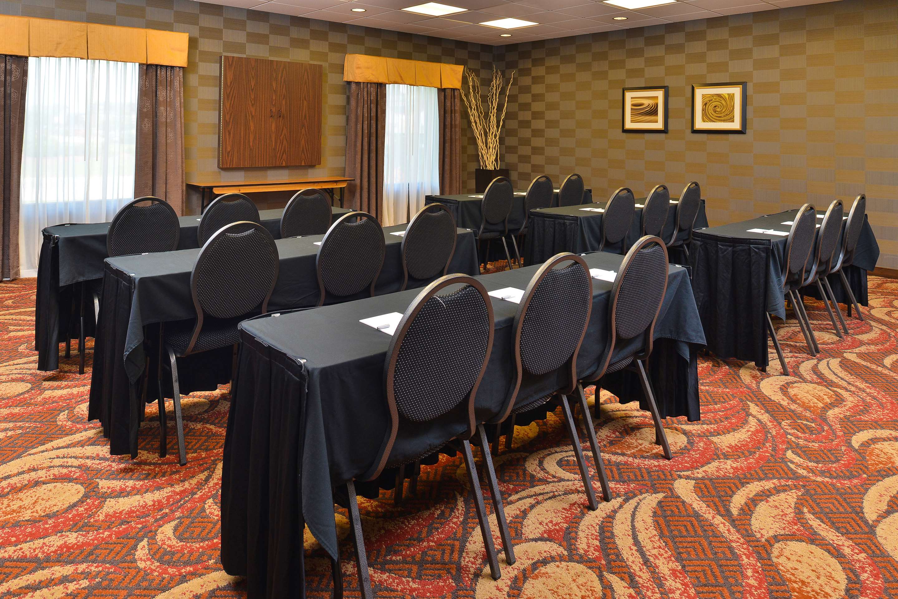 Meeting Room | Hampton Inn Clinton, IA