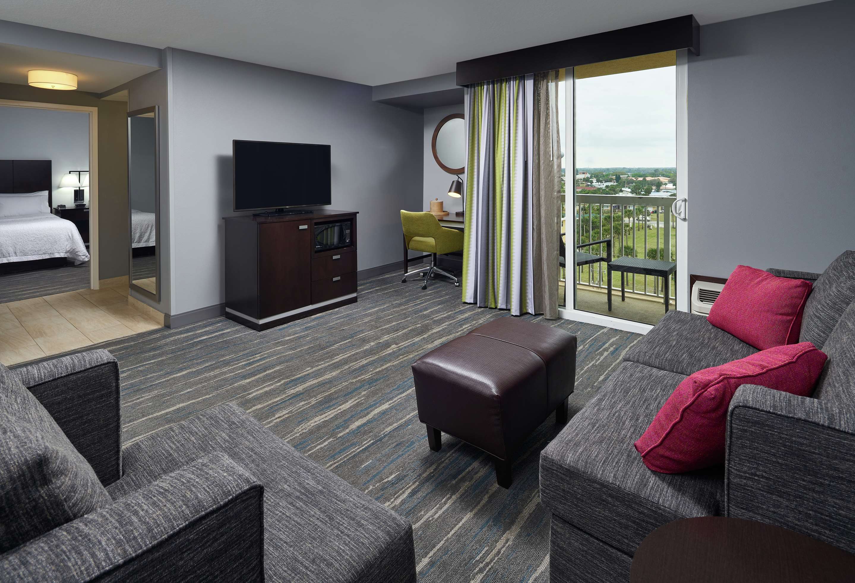 Guest room