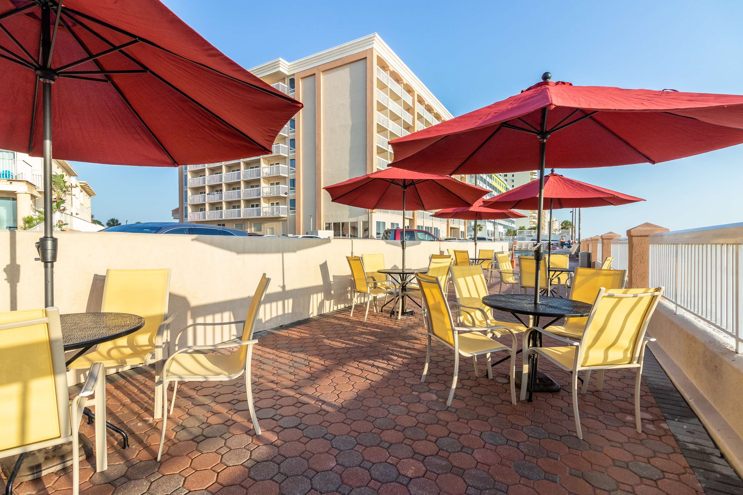 Exterior | Hampton Inn Daytona Shores-Oceanfront