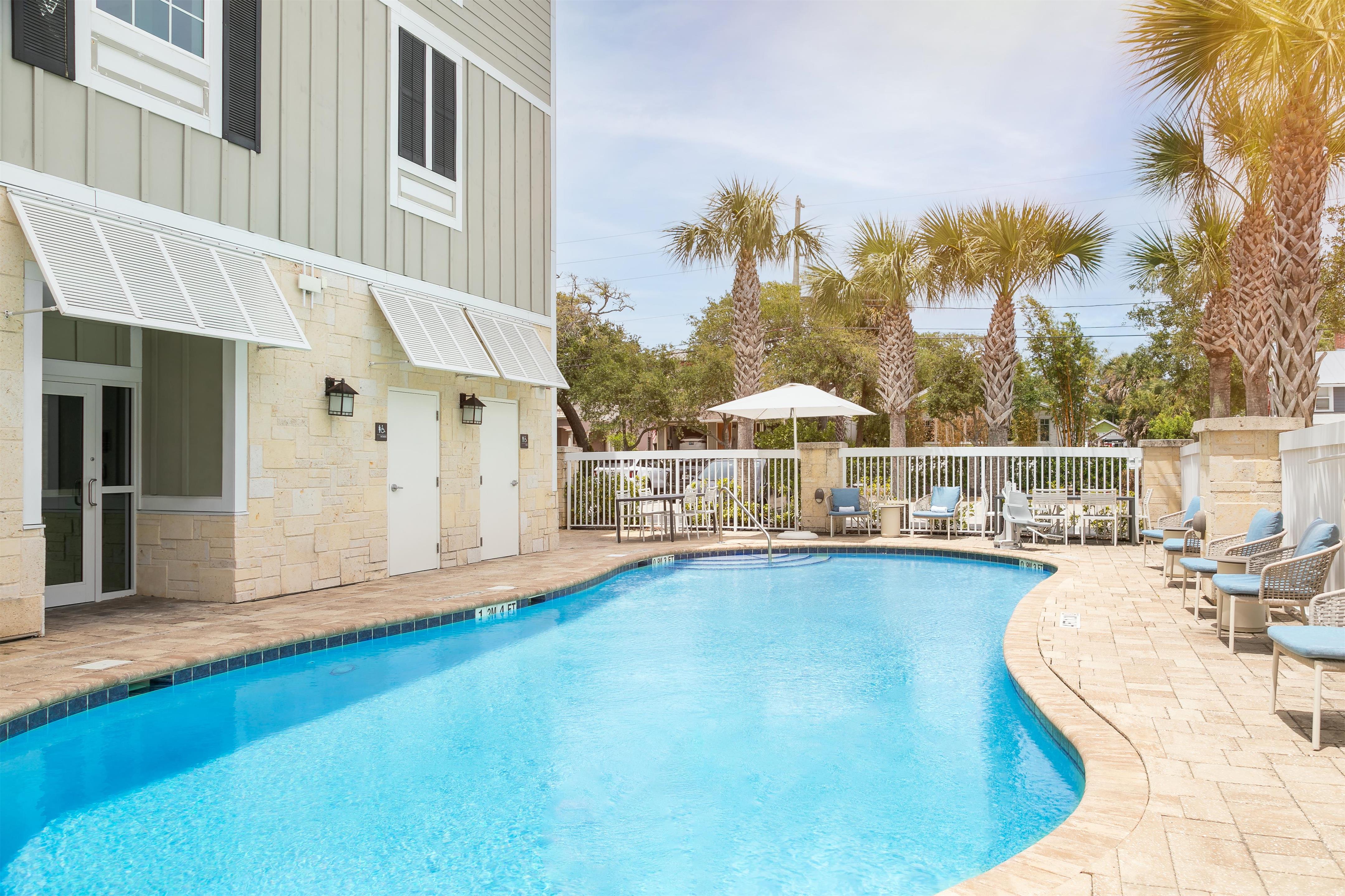 Pool | Hampton Inn New Smyrna Beach