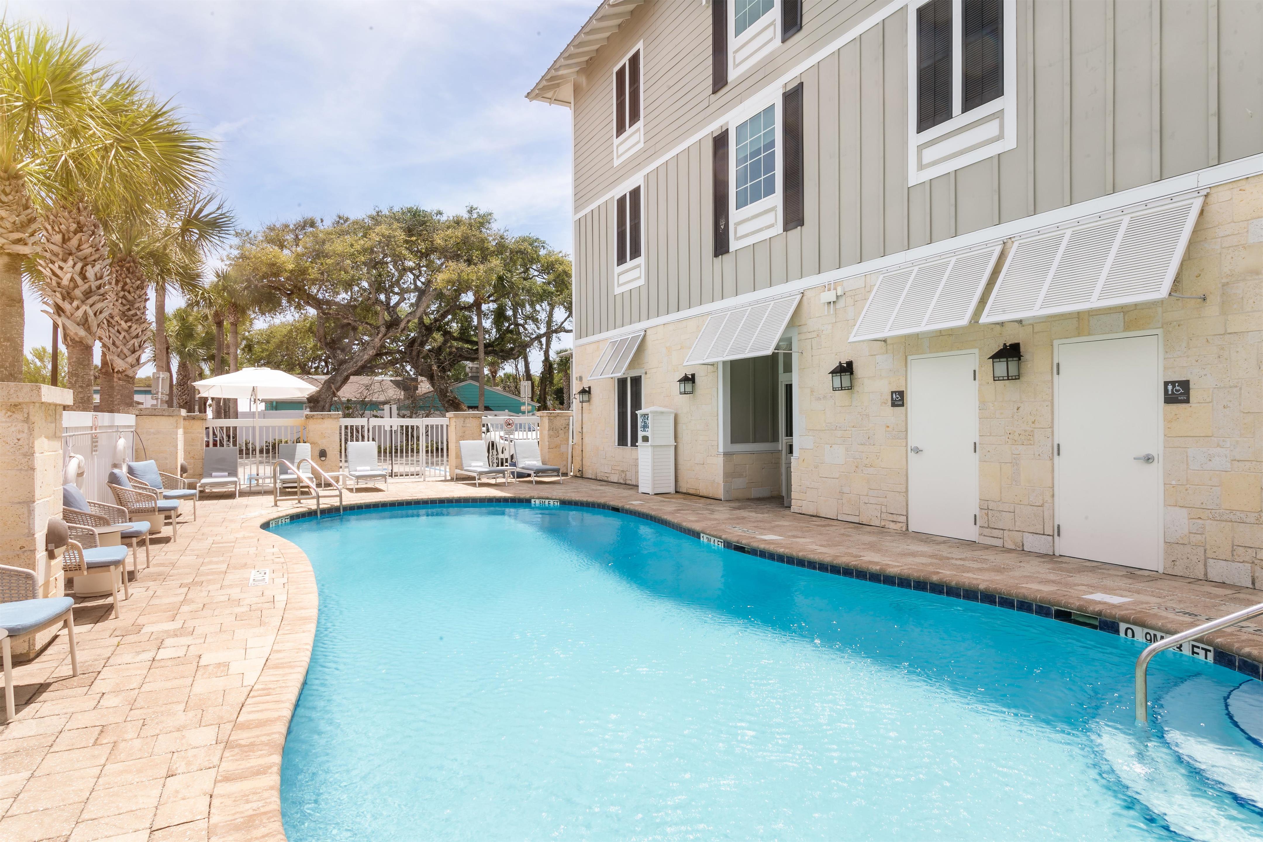 Pool | Hampton Inn New Smyrna Beach