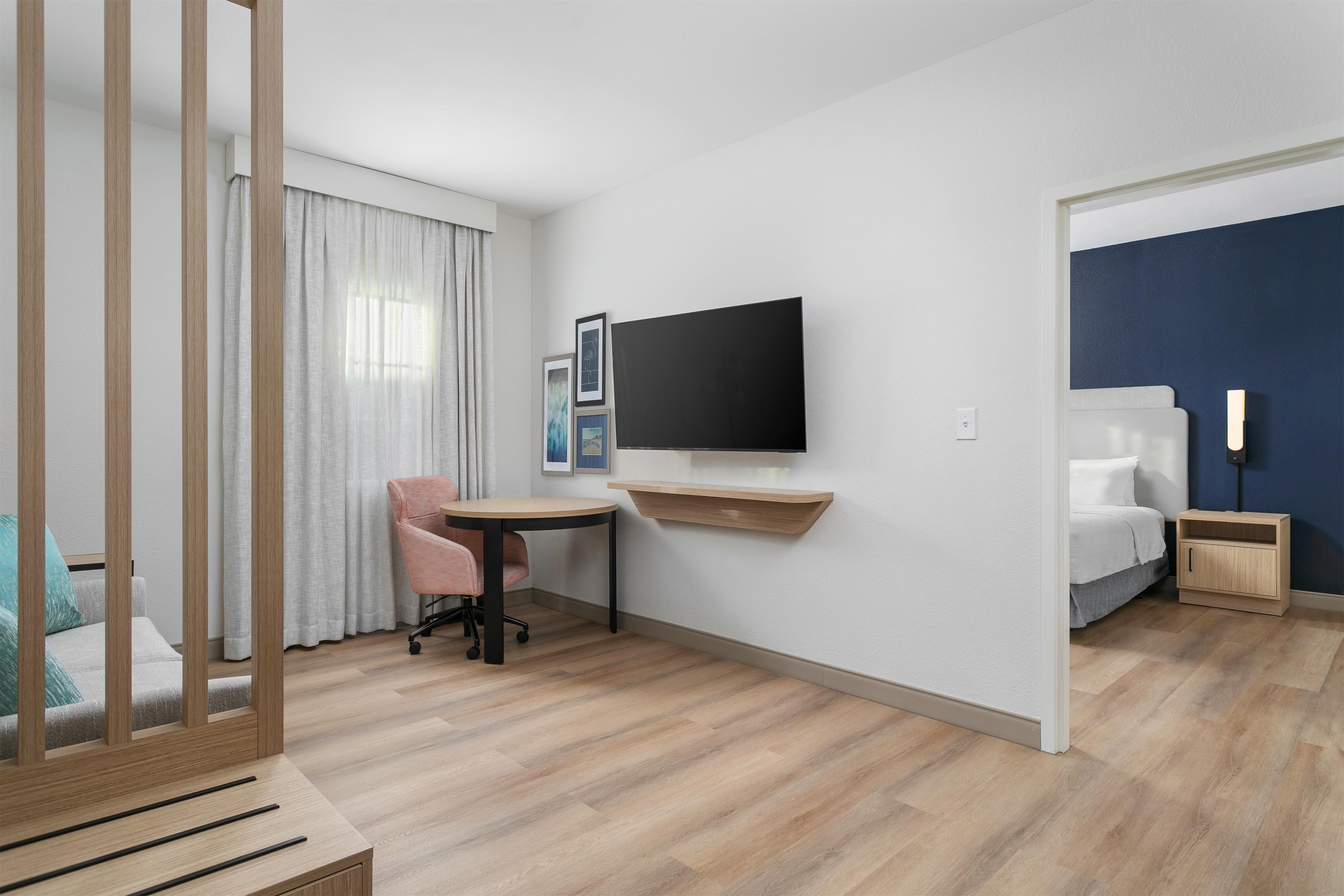 Guest room