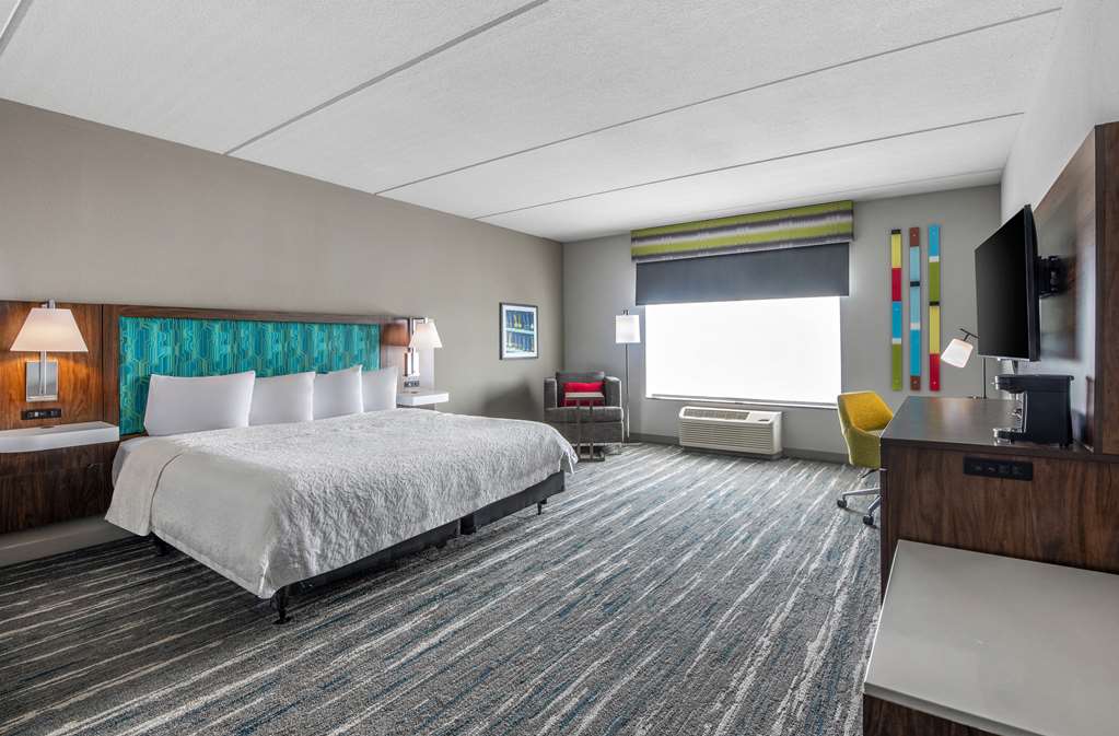 Hampton Inn & Suites-Dallas Allen Room Type - 1KG MOB HEAR ACC RI-SHW NS