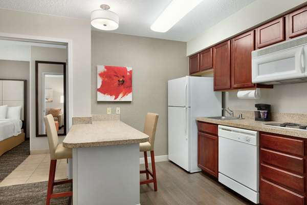  - Homewood Suites by Hilton UT Arlington - I-30, Exits 29 & 30