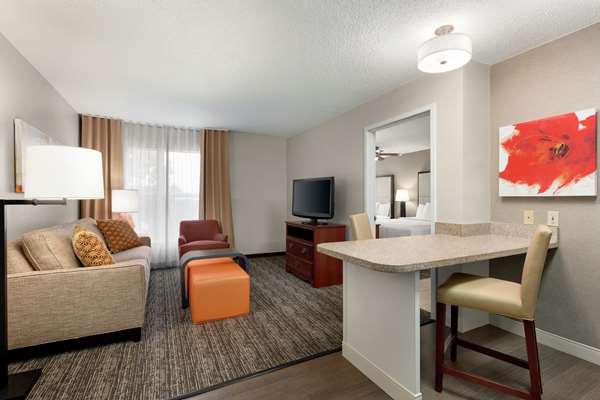  - Homewood Suites by Hilton UT Arlington - I-30, Exits 29 & 30