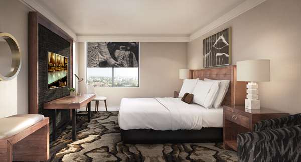  - Highland Dallas Hotel