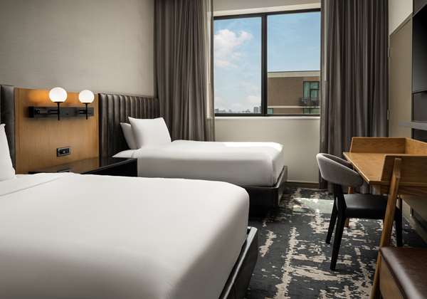  - Highland Dallas Hotel