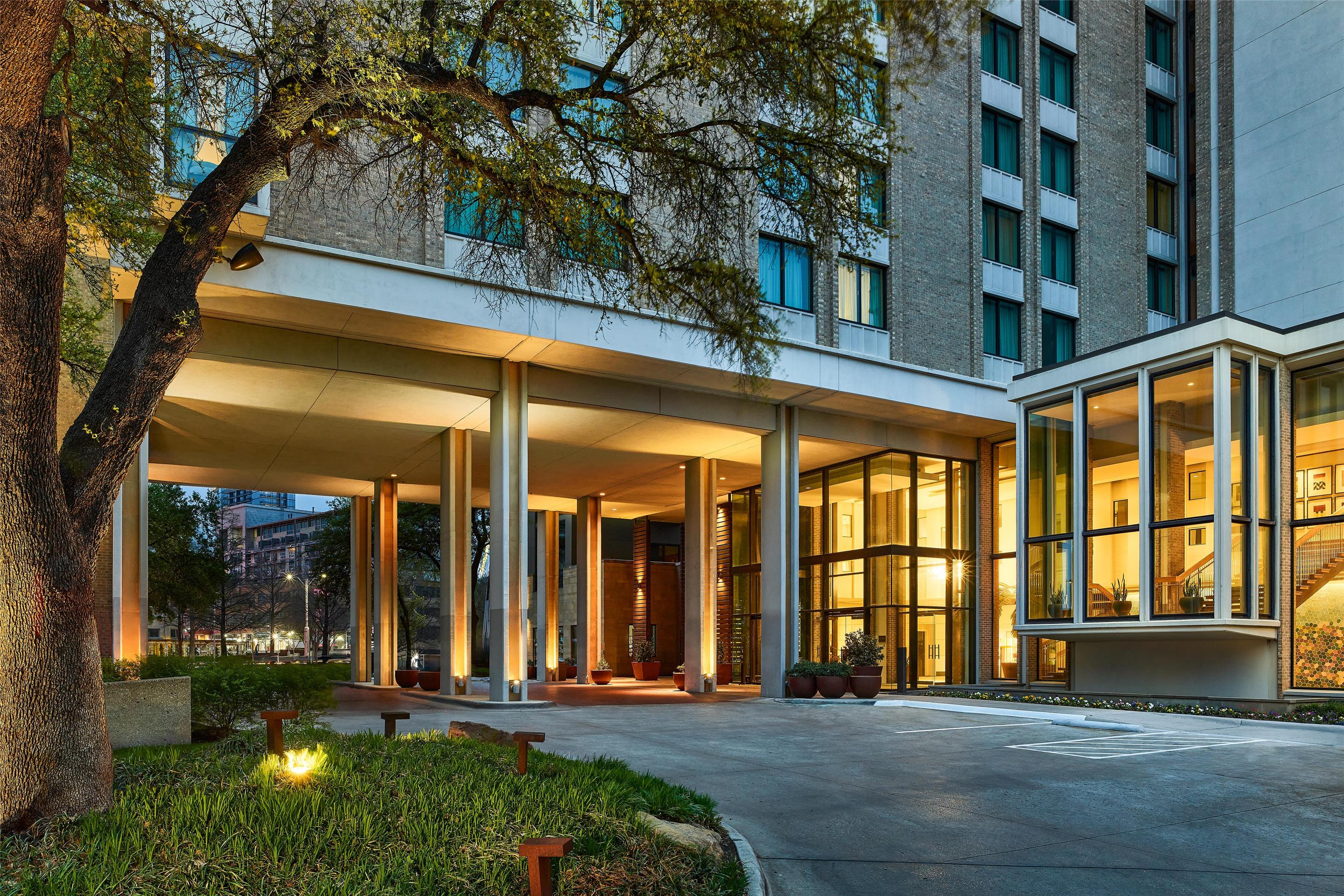 Exterior | The Highland Dallas, Curio Collection by Hilton