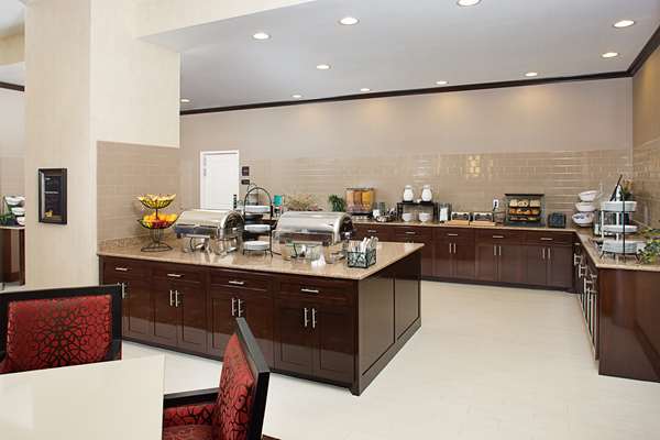 Amenities - Homewood Suites by Hilton Downtown Dallas - I-35, Exit 428C