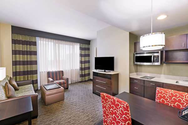  - Homewood Suites by Hilton Downtown Dallas - I-35, Exit 428C