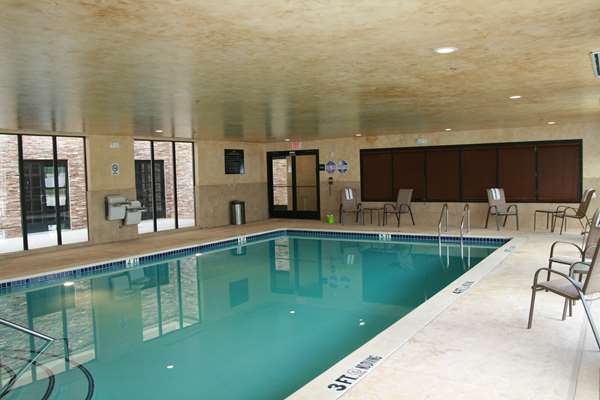 Pool - Hampton Inn & Suites Arlington - I-30, Exit 29