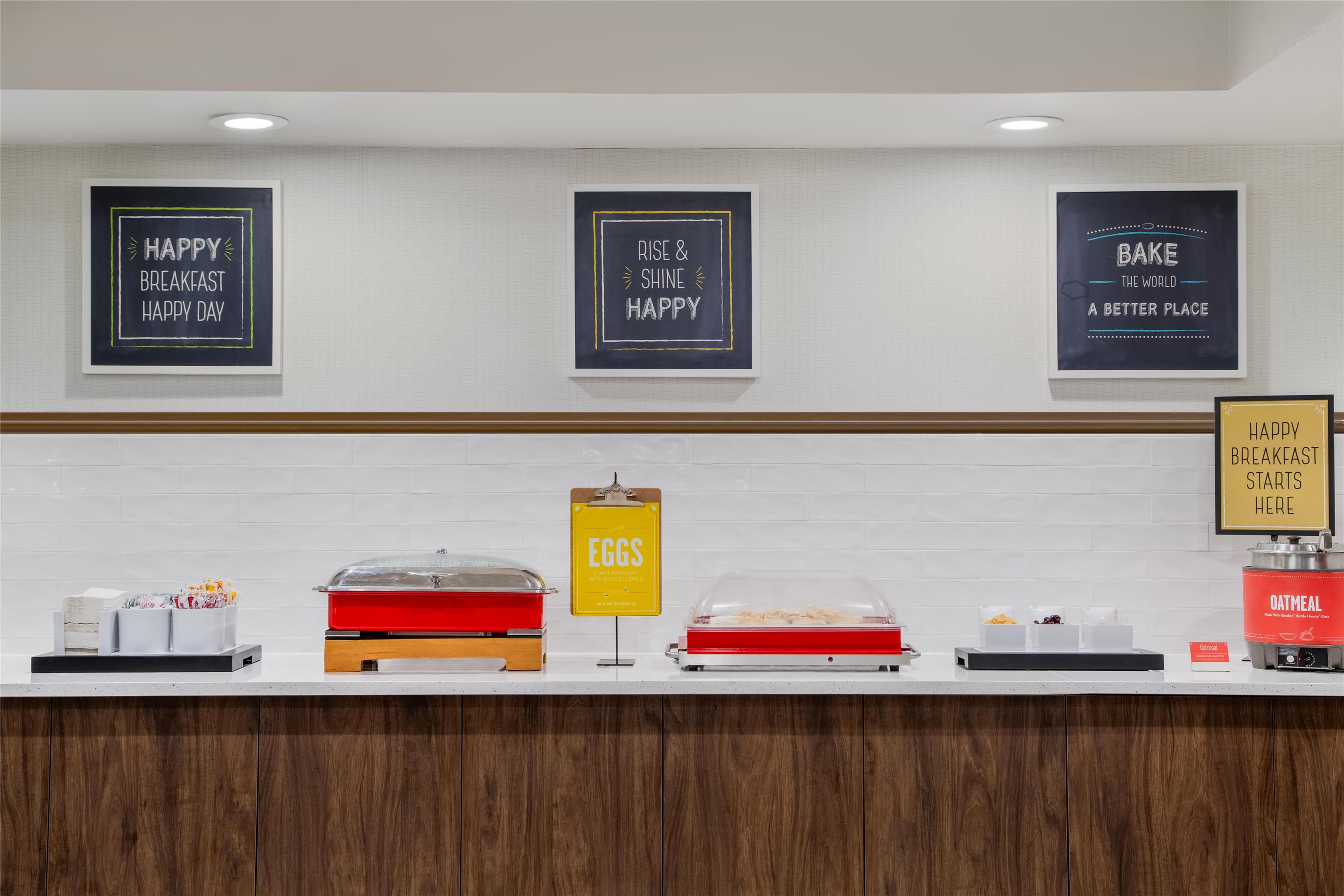 Breakfast Area | Hampton Inn & Suites Dallas Arlington N Entertainment Dist.