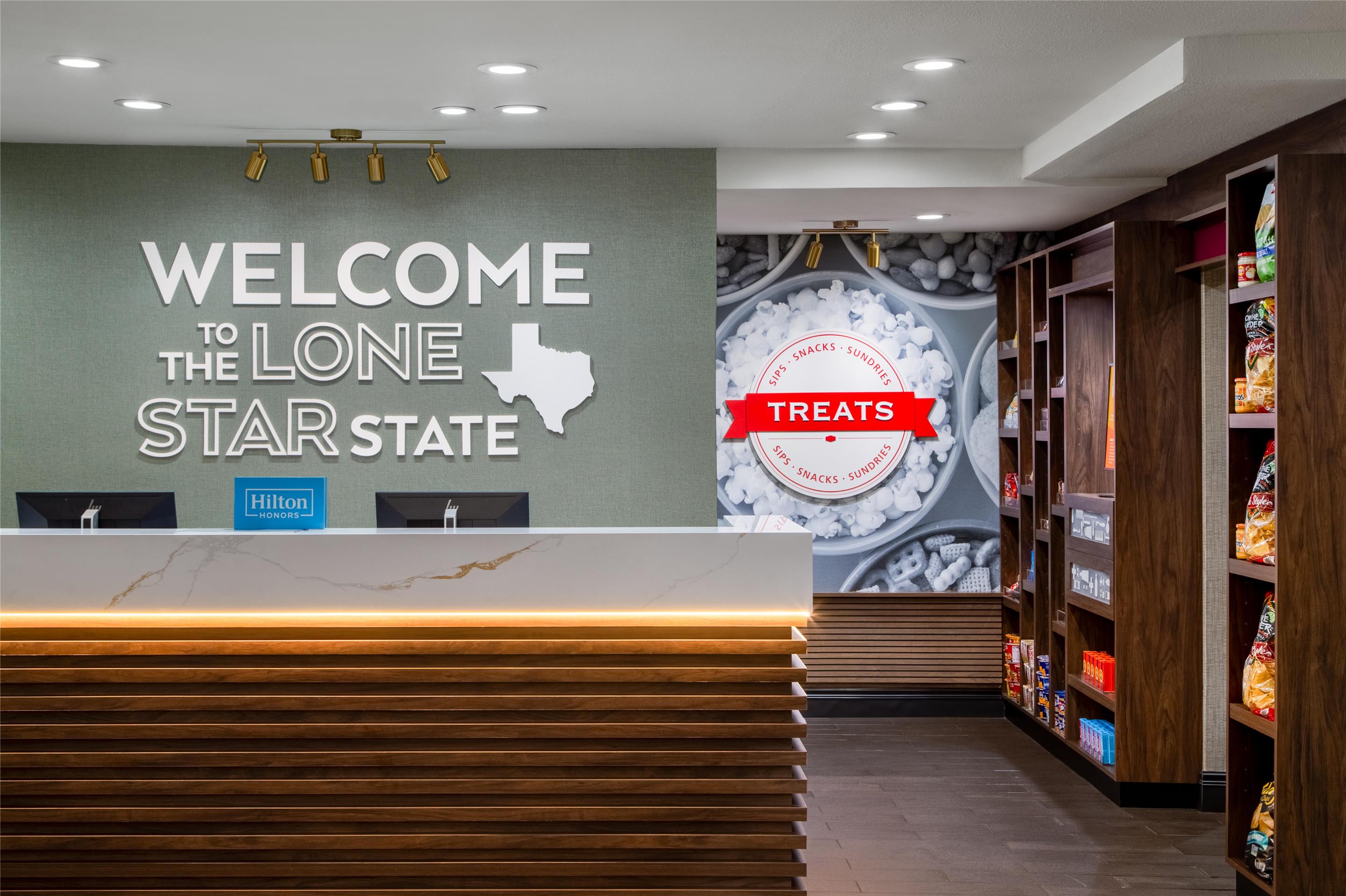 Reception | Hampton Inn & Suites Dallas Arlington N Entertainment Dist.