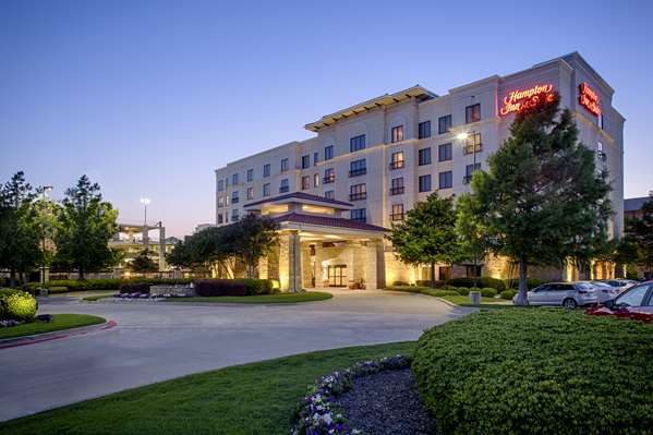 Exterior view - Hampton Inn & Suites Legacy Park Frisco