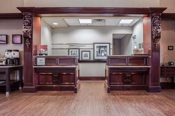  - Hampton Inn & Suites Airport Grapevine