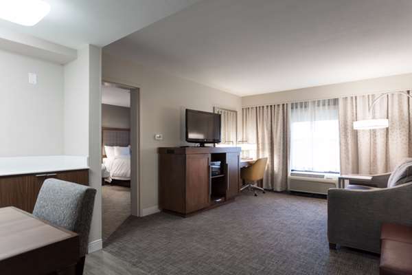  - Hampton Inn & Suites Airport Grapevine