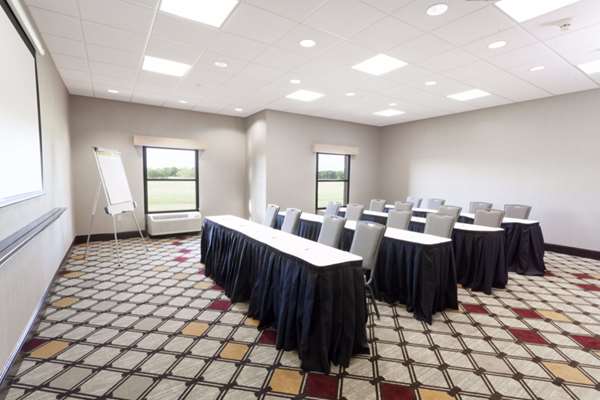  - Hampton Inn & Suites Airport Grapevine