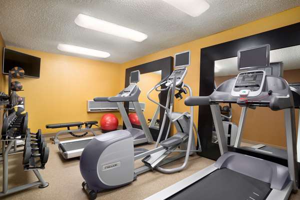 Fitness/ Exercise Room - Homewood Suites by Hilton Park Central Dallas