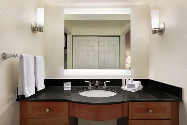  - Homewood Suites by Hilton Park Central Dallas