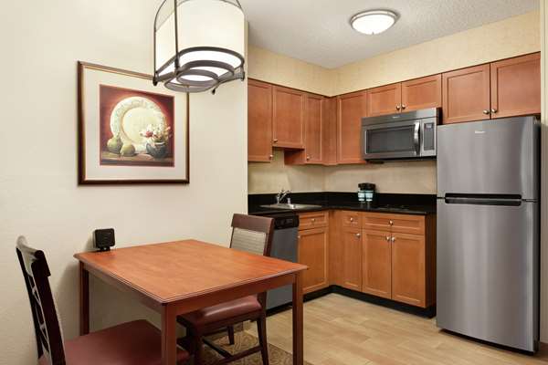  - Homewood Suites by Hilton Park Central Dallas