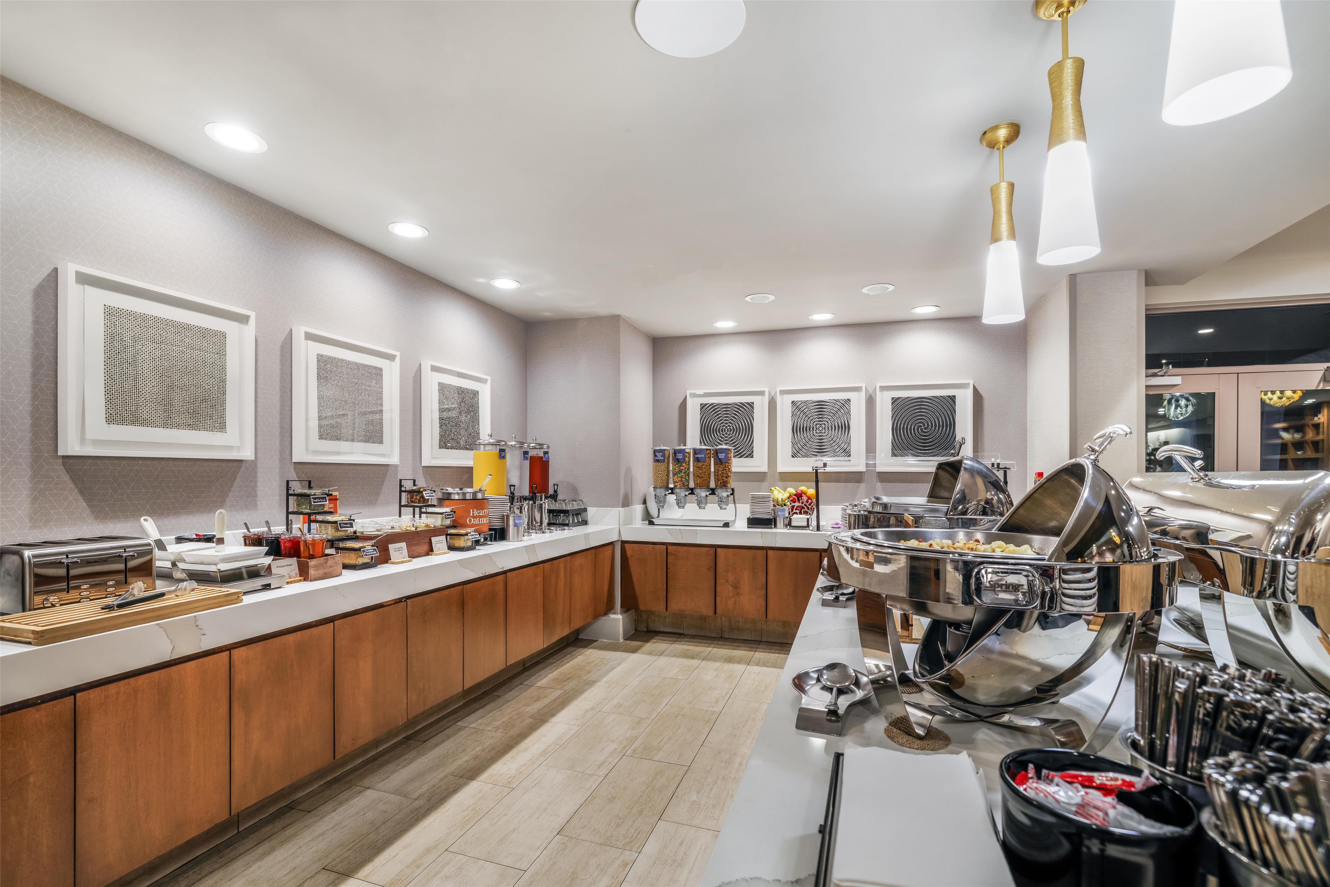 Breakfast Area | Homewood Suites by Hilton Dallas-Frisco