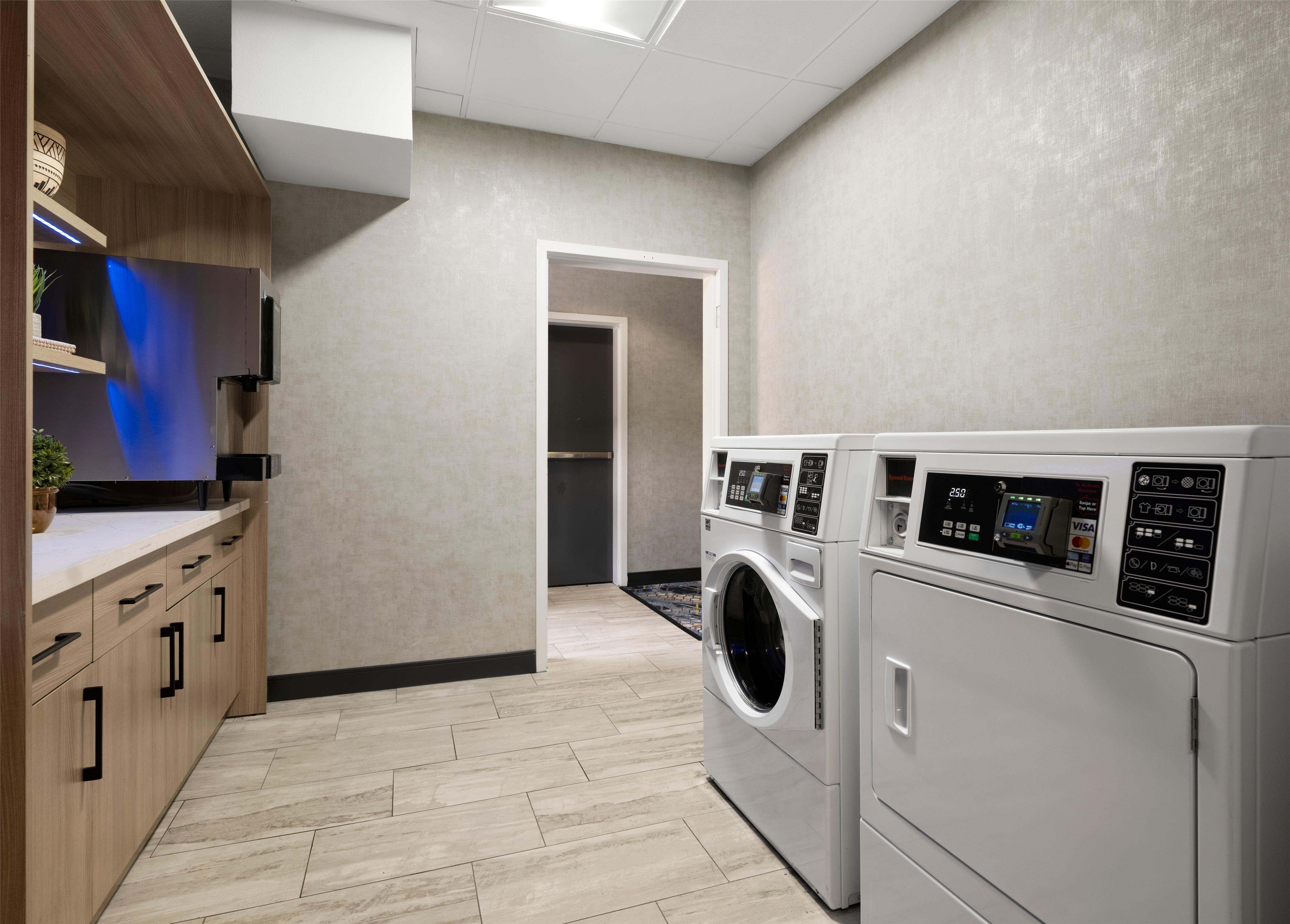 Property amenity | Hampton Inn & Suites Dallas-DFW ARPT W-SH 183 Hurst