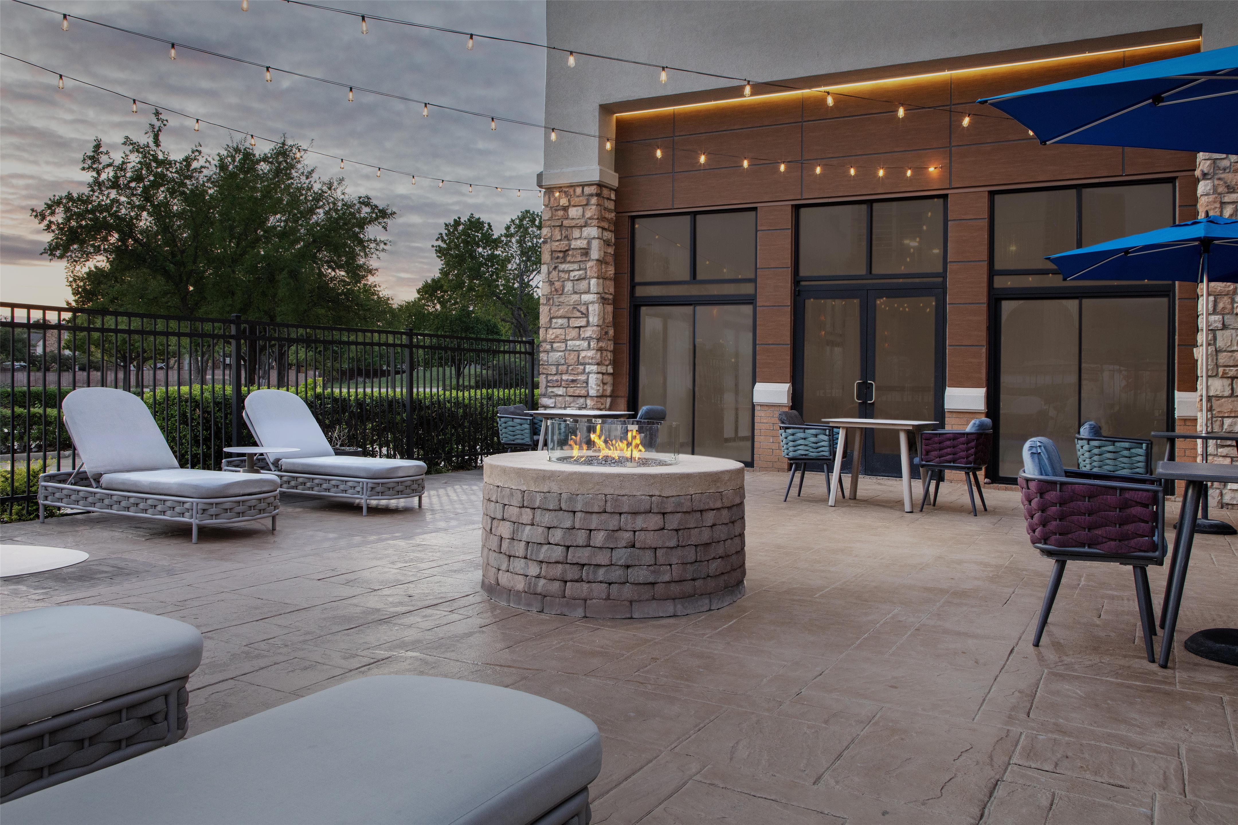 Exterior | Hampton Inn & Suites Dallas-DFW ARPT W-SH 183 Hurst