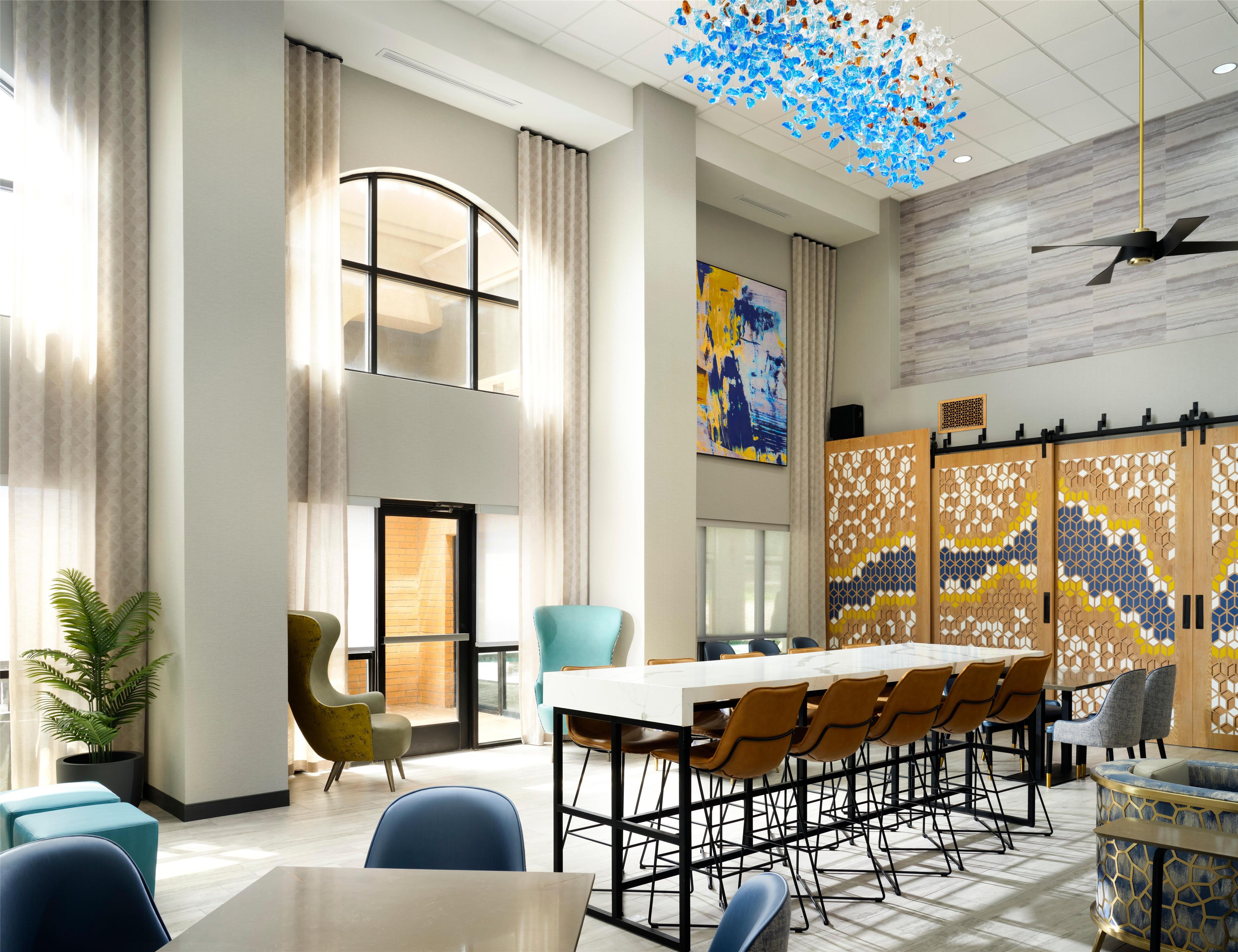 Lobby | Hampton Inn & Suites Dallas-DFW ARPT W-SH 183 Hurst