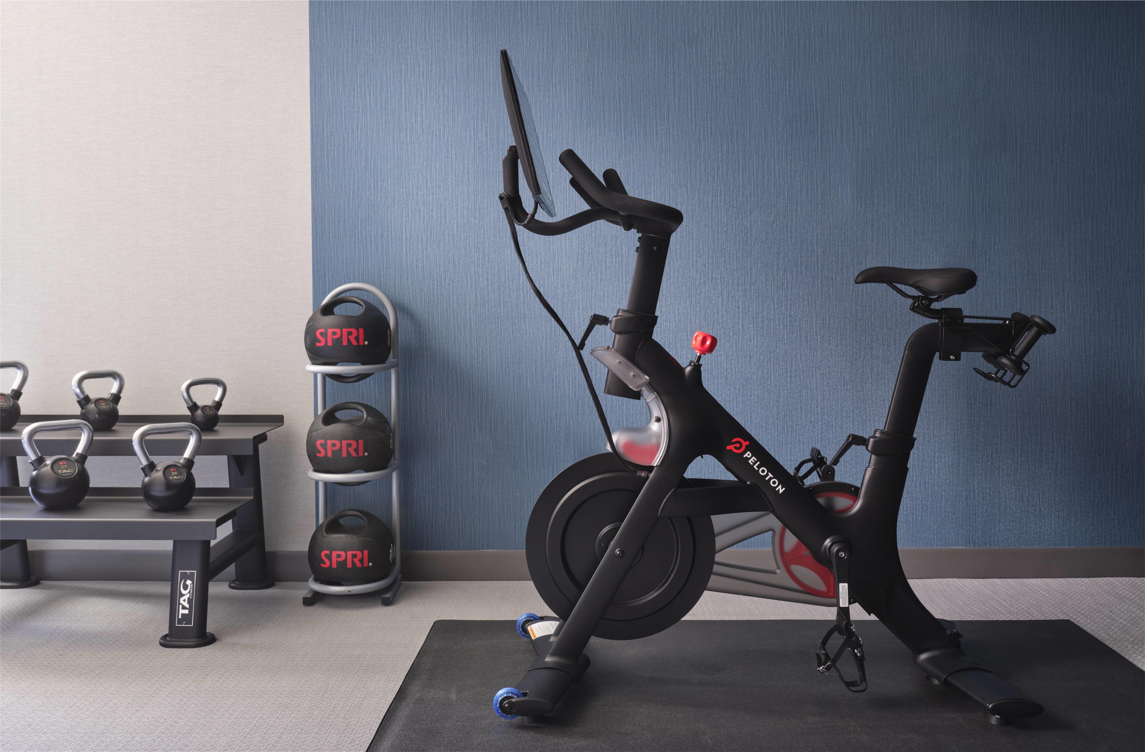Health club fitness center gym | Hampton Inn & Suites Dallas-DFW ARPT W-SH 183 Hurst