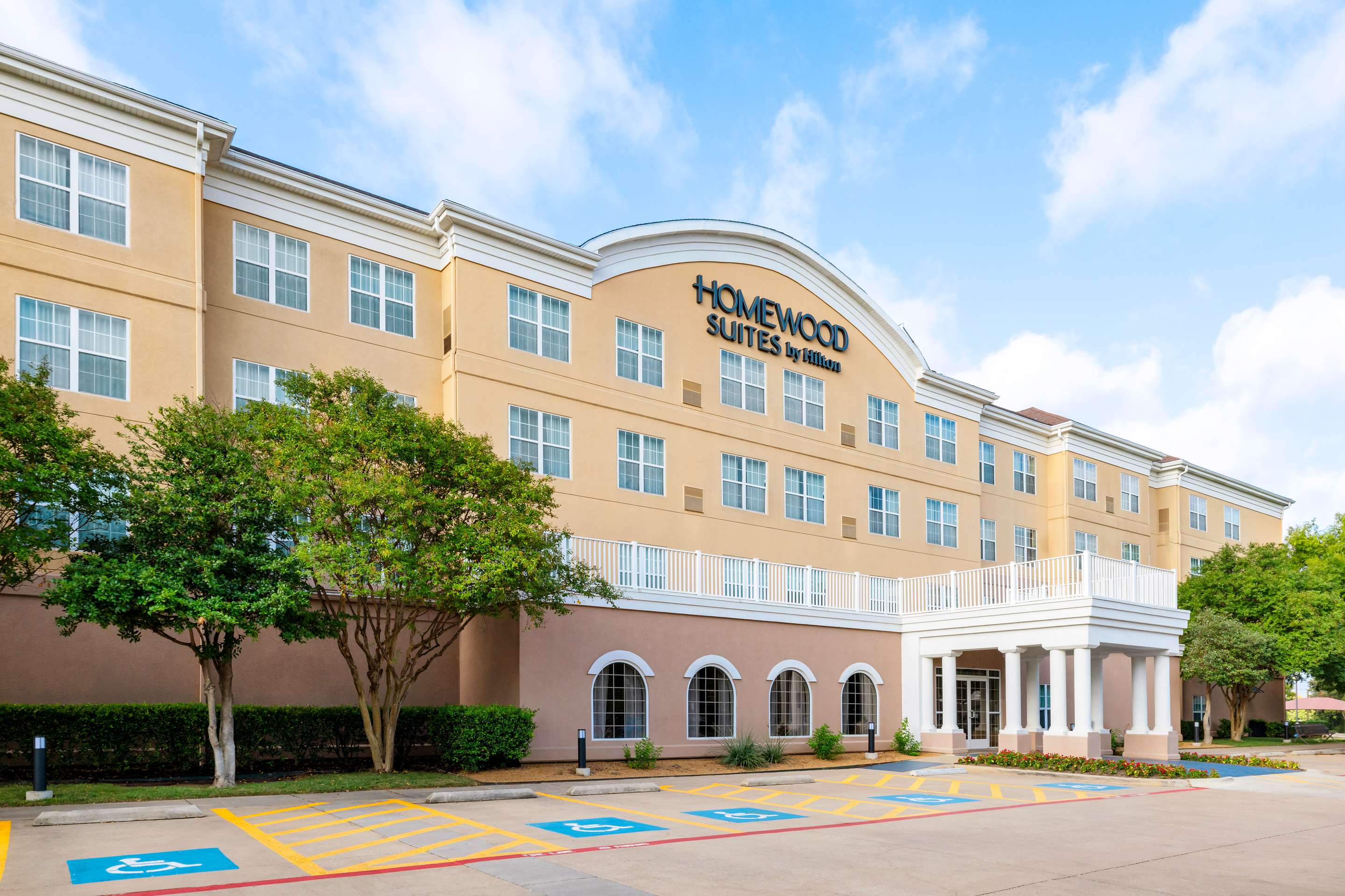 Exterior | Homewood Suites by Hilton Dallas-DFW Airport N-Grapevine