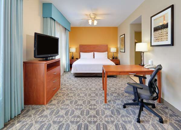  - Homewood Suites by Hilton DFW Airport North Irving
