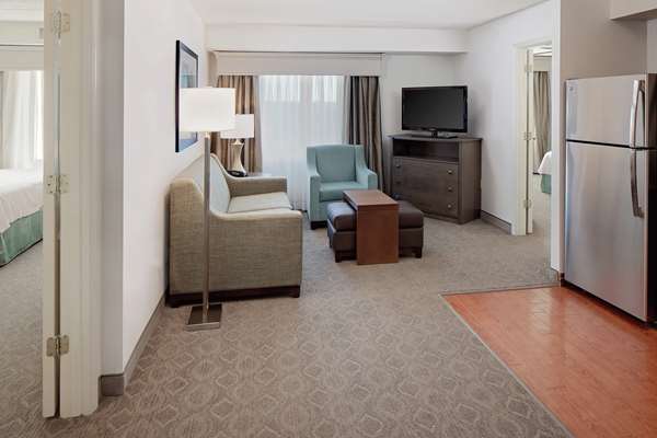  - Homewood Suites by Hilton Market Center Dallas - I-35, Exit 432A