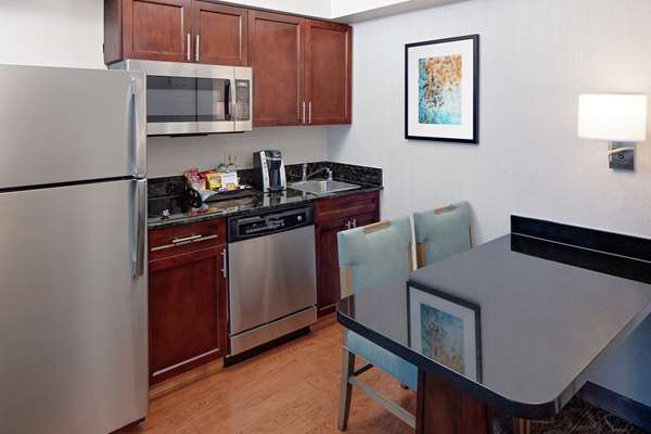  - Homewood Suites by Hilton Market Center Dallas - I-35, Exit 432A